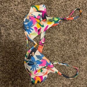 underwire bikini top